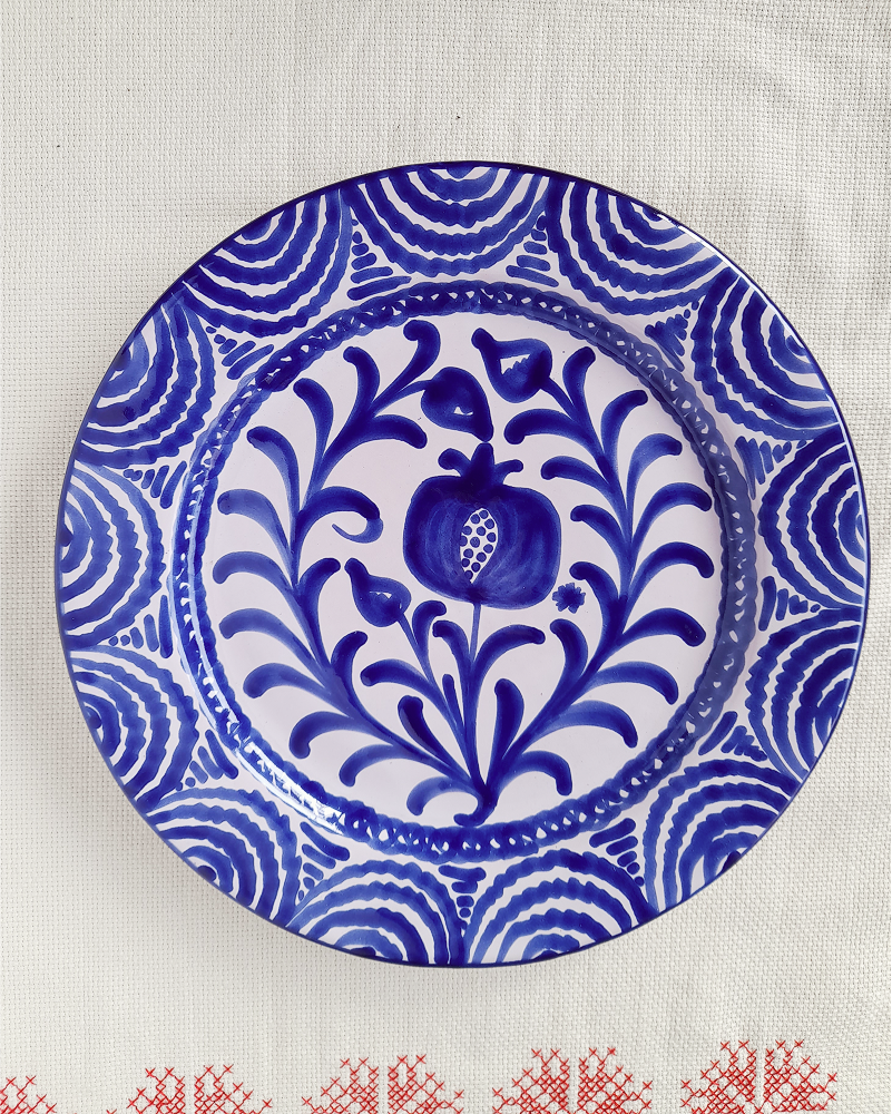 Granada Fajalauza Plate in Blue — CASA PLETÓRICA — Handmade Granada Fajalauza Plate in Blue — CASA PLETÓRICA — Handmade